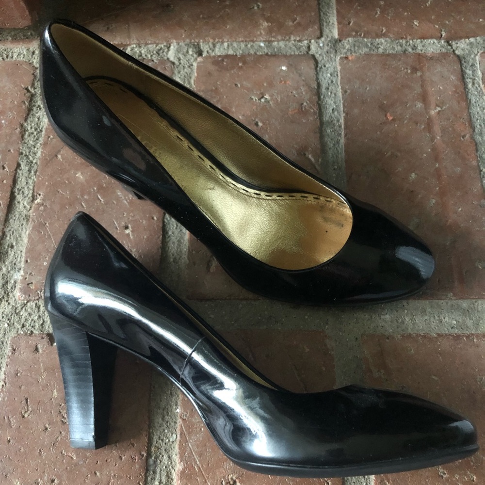 Coach Sheri heels black patent leather sz 8